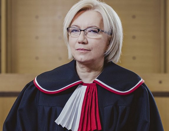 Trybunał Konstytucyjny, prezes Julia Przyłębska, zdjęcie oficjalne